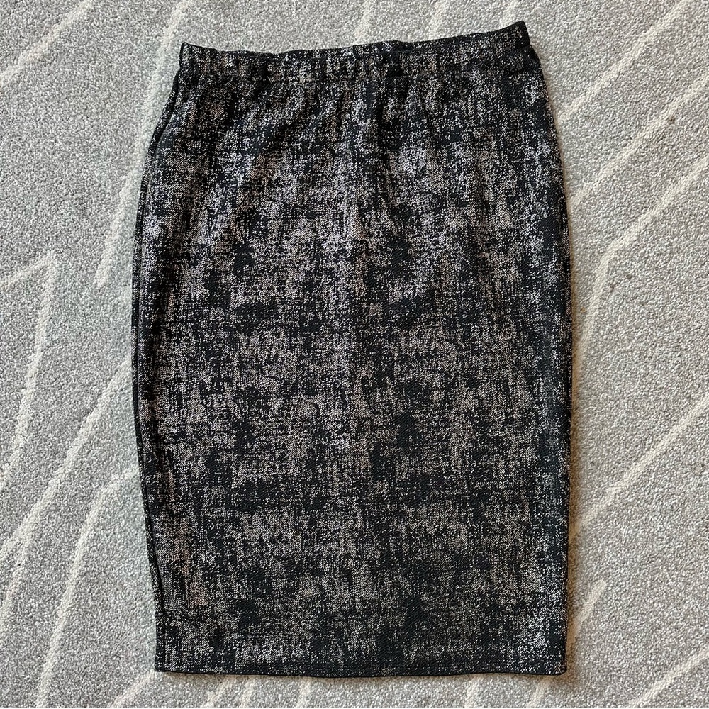 Nabee Black and Silver Metallic Stretch Pull On Pencil Skirt